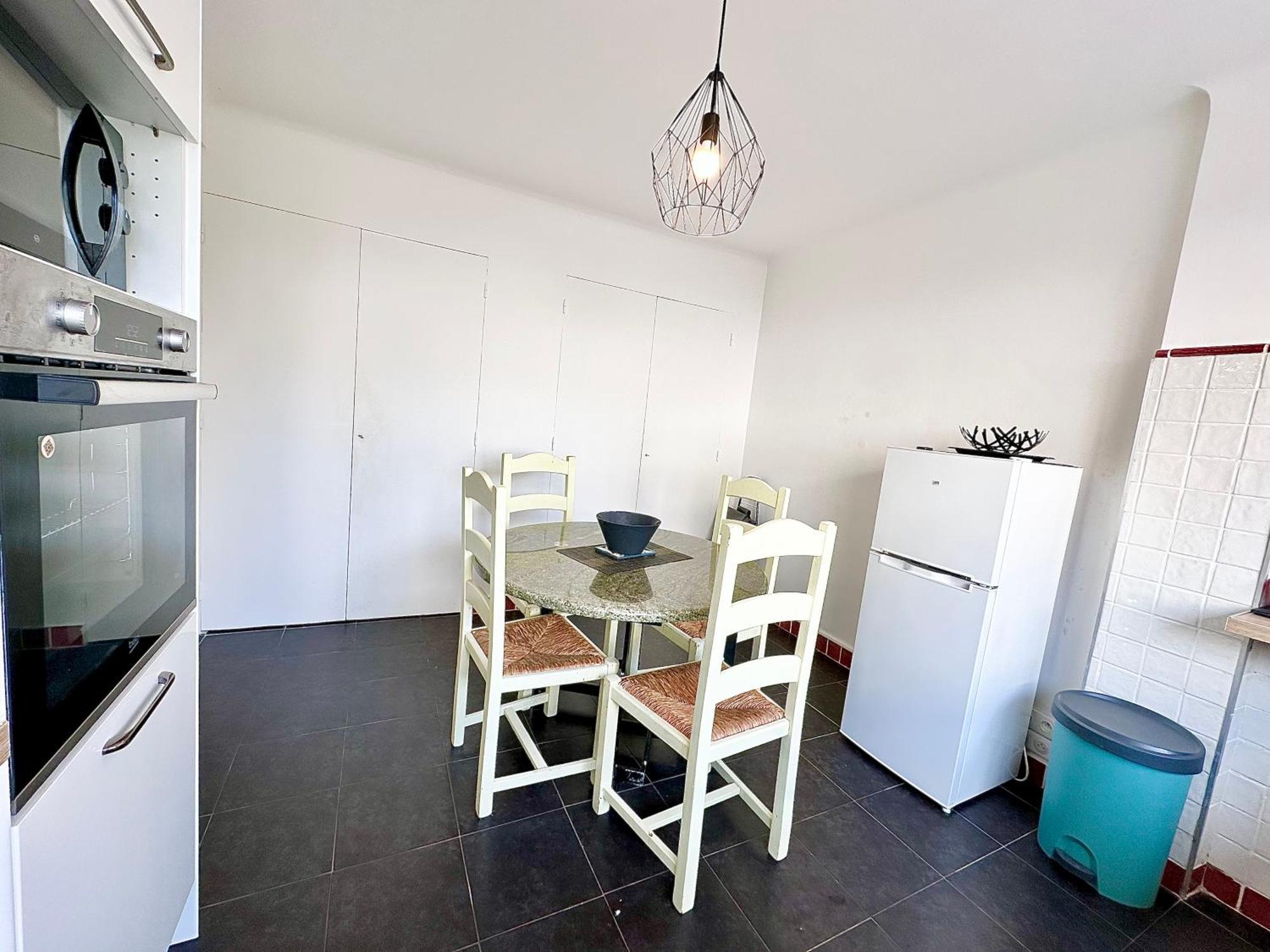 Apartment 3p Refurbished Palm 200 M From The Beaches *